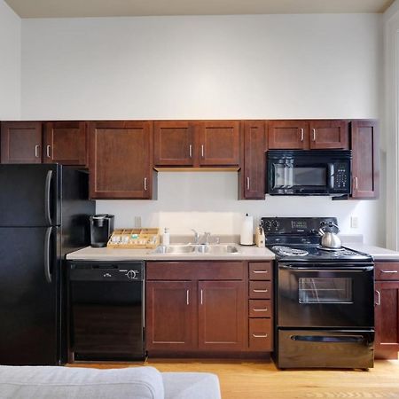 Historic Charm, Walkable Entertainment Apartment Louisville Luaran gambar