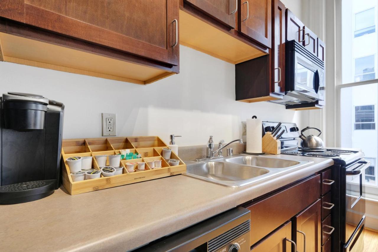 Historic Charm, Walkable Entertainment Apartment Louisville Luaran gambar